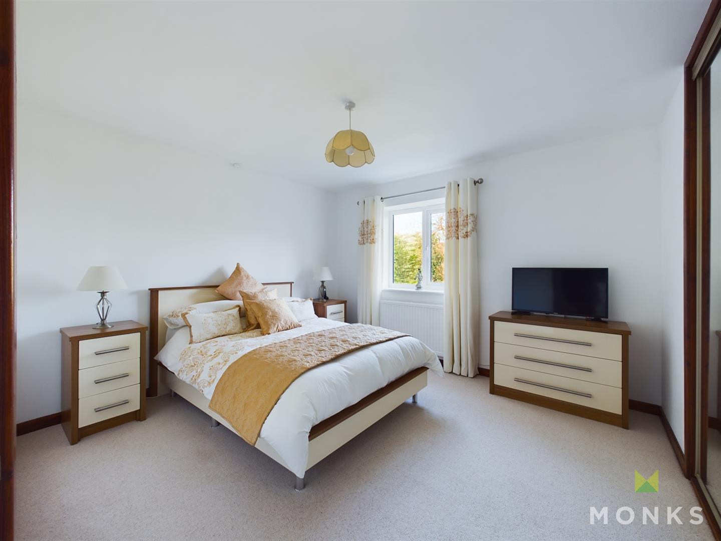 Stoneleigh 5 Llwyn Y Garth, Llanfyllin, SY22 5JZ SSTC